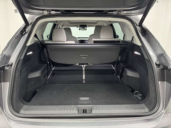 Audi Q5 e-tron 2022 2022款 40 e-tron 星耀型 机甲套装