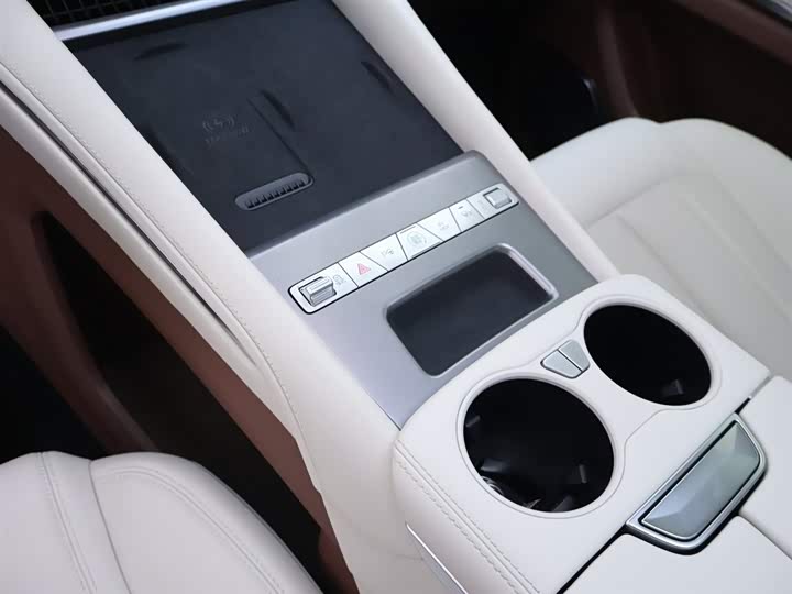 BYD Xia 2025 2025款 DM-i 1.5T 180km 超越型