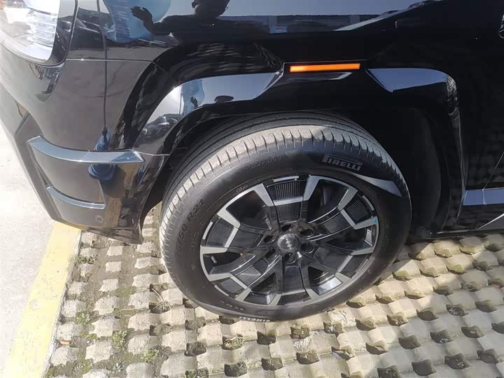 BYD FangChengBao Leopard 8 2025 2025款 智勇旗舰版 6座