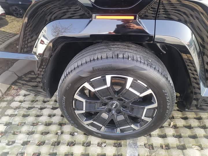 BYD FangChengBao Leopard 8 2025 2025款 智勇旗舰版 6座