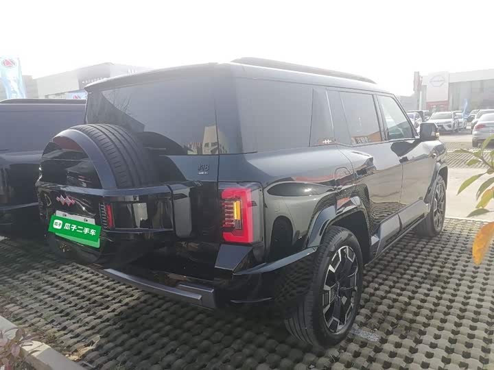 BYD FangChengBao Leopard 8 2025 2025款 智勇旗舰版 6座