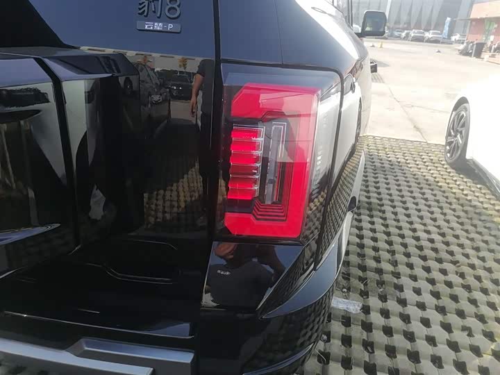 BYD FangChengBao Leopard 8 2025 2025款 智勇旗舰版 6座