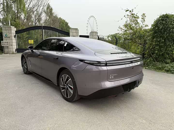 Exeed Sterra ES 2025 2025款 增程 Max 城区辅助驾驶