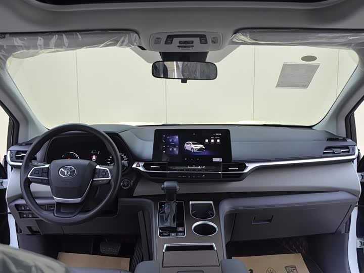 Toyota Granvia 2024 2024款 2.5L混动 舒适版