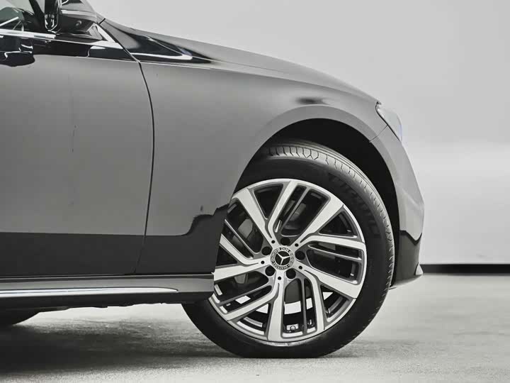 Mercedes-Benz E-Class 2025 2025款 E 300 L 时尚型