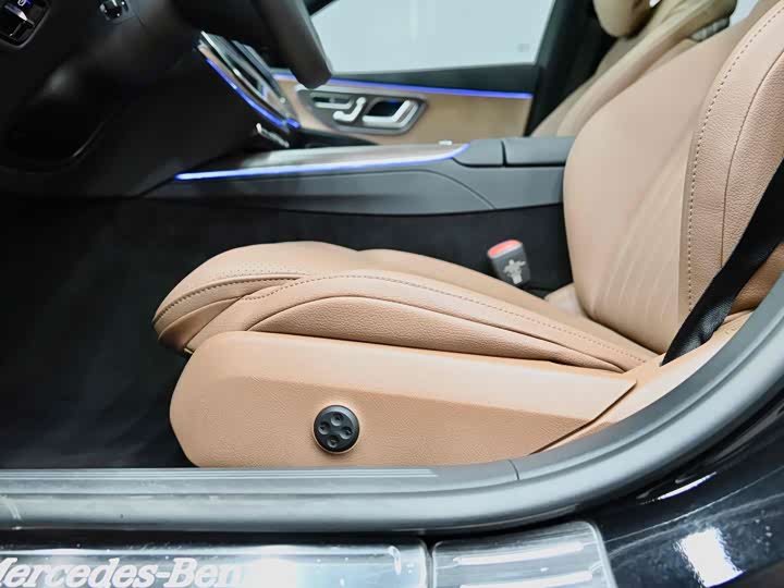 Mercedes-Benz E-Class 2025 2025款 E 300 L 时尚型