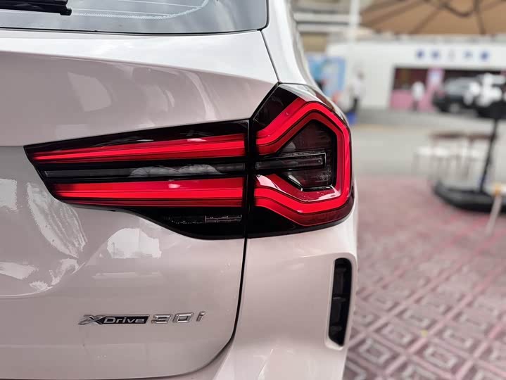 BMW X3 2023 2023款 xDrive30i 领先型 M曜夜套装