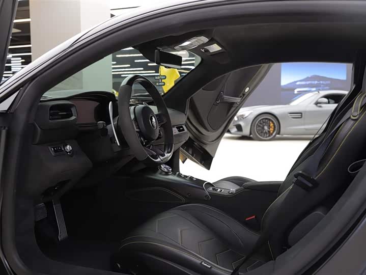 Maserati MC20 2020 2020款 3.0T 标准版