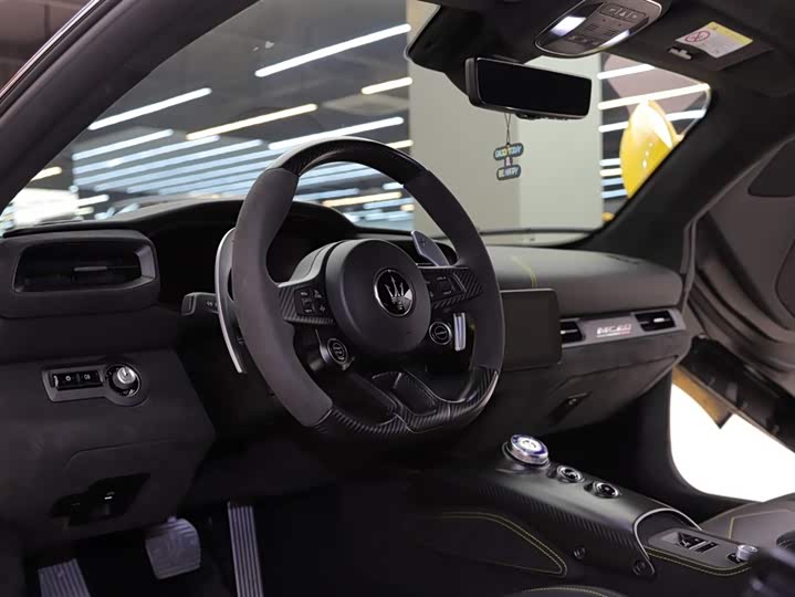 Maserati MC20 2020 2020款 3.0T 标准版