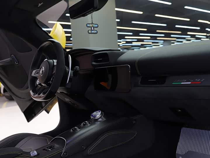 Maserati MC20 2020 2020款 3.0T 标准版