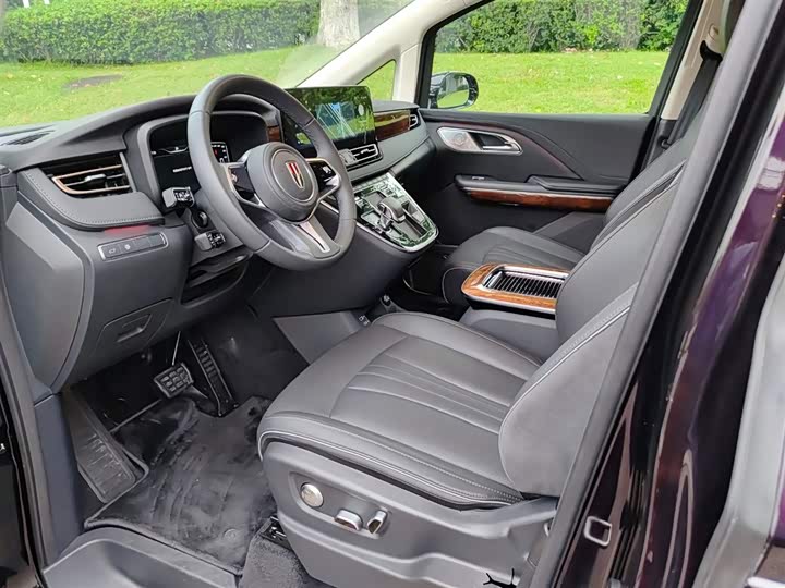 Hongqi HQ9 2023 2023款 2.0T 智联旗享版