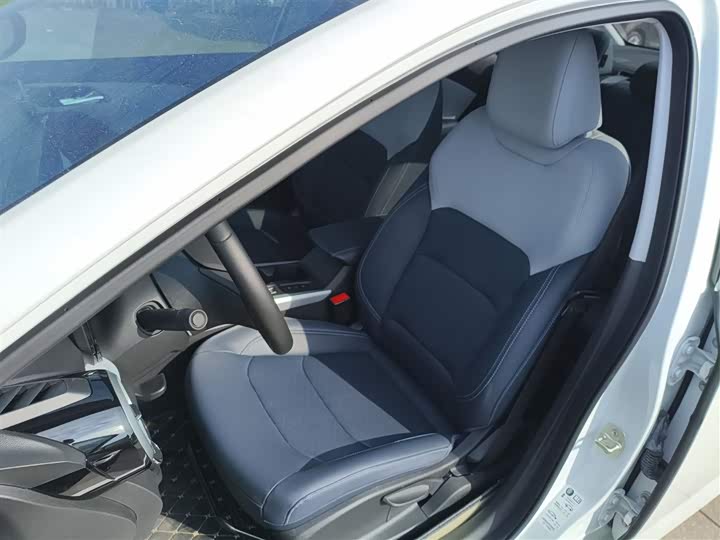 Chevrolet Monza 2024 2024款 1.5L 双离合悦享版