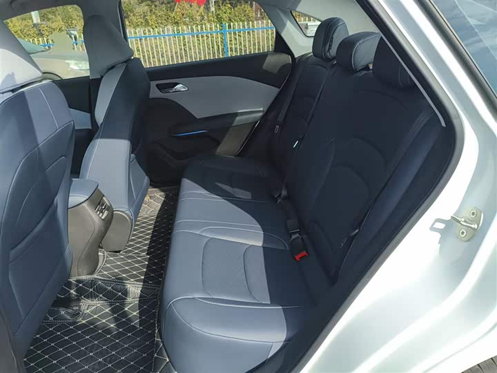 Chevrolet Monza 2024 2024款 1.5L 双离合悦享版