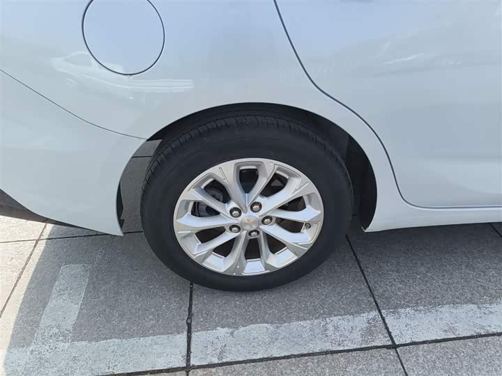 Chevrolet Monza 2024 2024款 1.5L 双离合悦享版