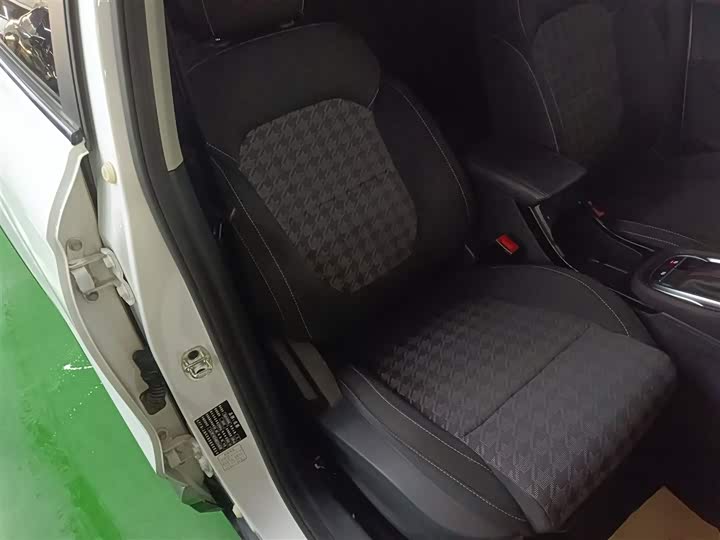 MG Motor ZS 2020 2020款 180DVVT 自动UP