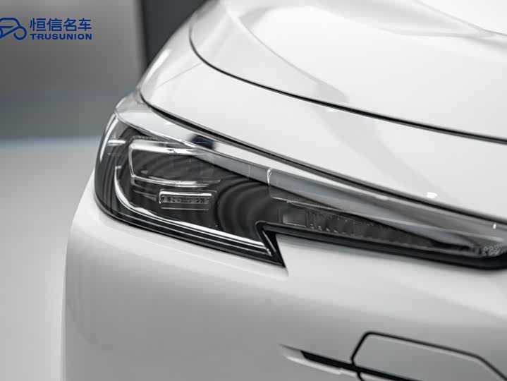 Changan UNI-K Hybrid 2022 2022款 蓝鲸iDD 130km 1.5T 尊贵型