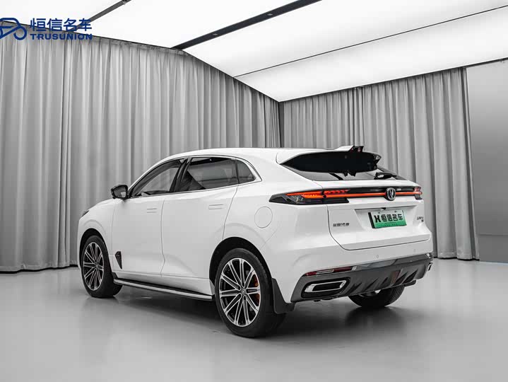 Changan UNI-K Hybrid 2022 2022款 蓝鲸iDD 130km 1.5T 尊贵型