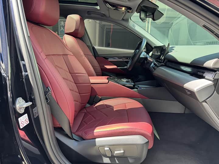 BMW i5 2024 2024款 eDrive 35L M运动套装