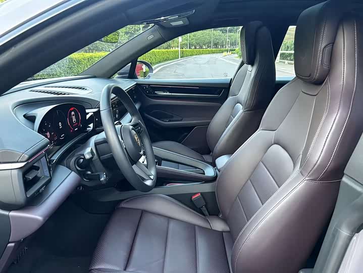 Porsche Macan EV 2024 2024款 Macan 长续航版