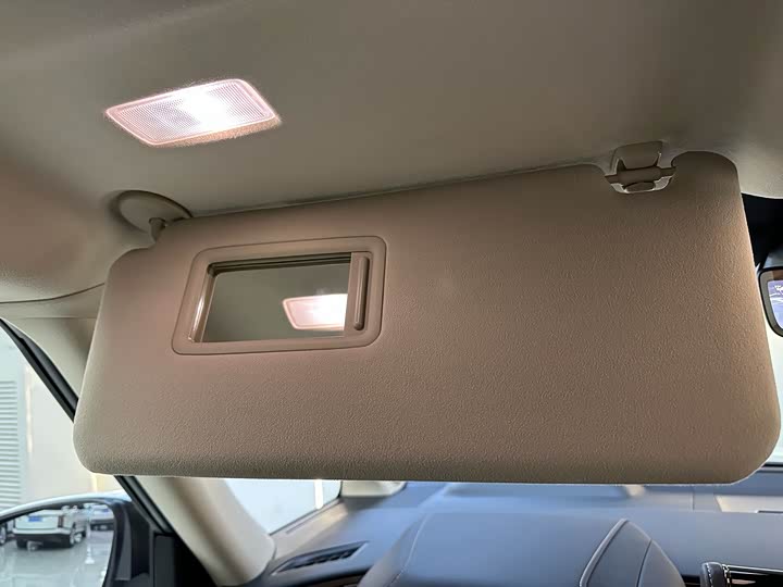 Toyota Vellfire 2024 2024款 皇冠 双擎 2.5L 至尊行政版