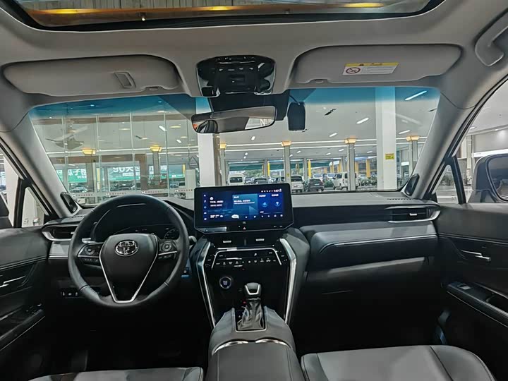 Toyota Venza 2023 2023款 2.0L CVT两驱尊贵版