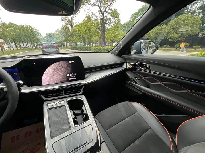 Haval F7 (Monster) 2022 2022款 2.0T 智尊四驱版