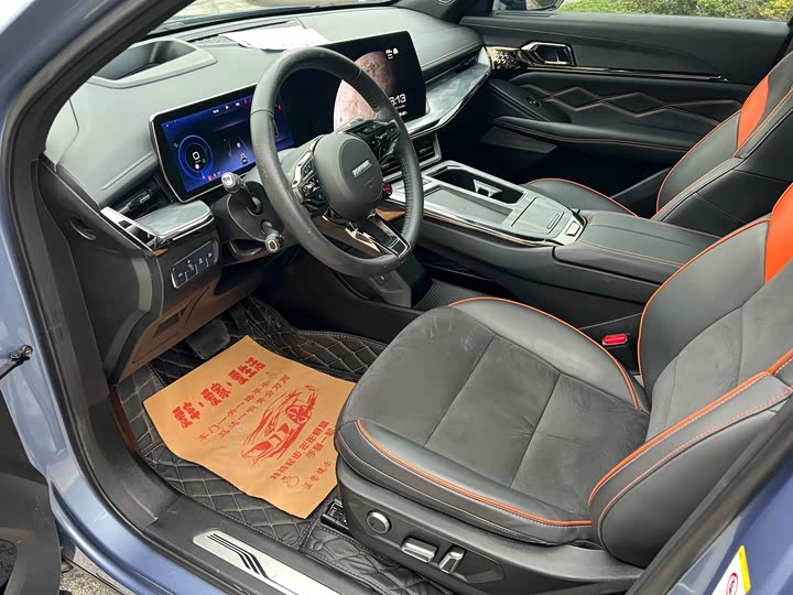 Haval F7 (Monster) 2022 2022款 2.0T 智尊四驱版