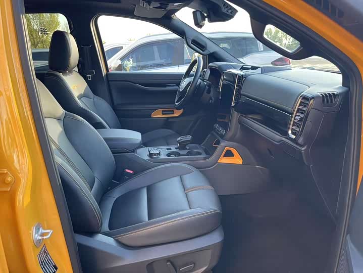 Ford Ranger 2023 2023款 野地四驱自动版 汽油