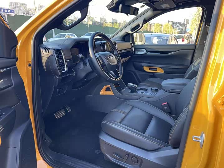 Ford Ranger 2023 2023款 野地四驱自动版 汽油