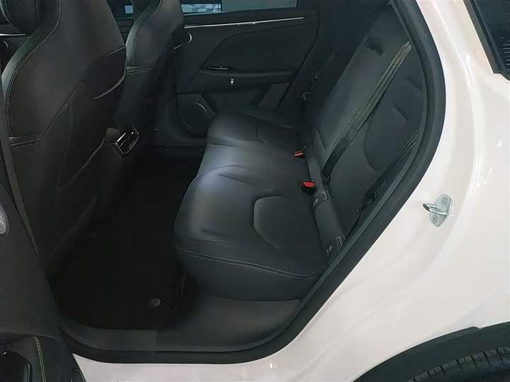 BAIC Arcfox Alpha T5 2025 2025款 520 PRO