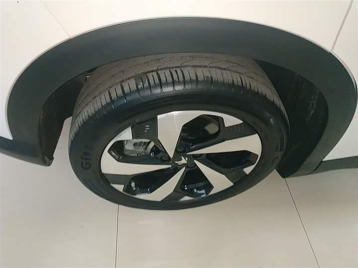 BAIC Arcfox Alpha T5 2025 2025款 520 PRO