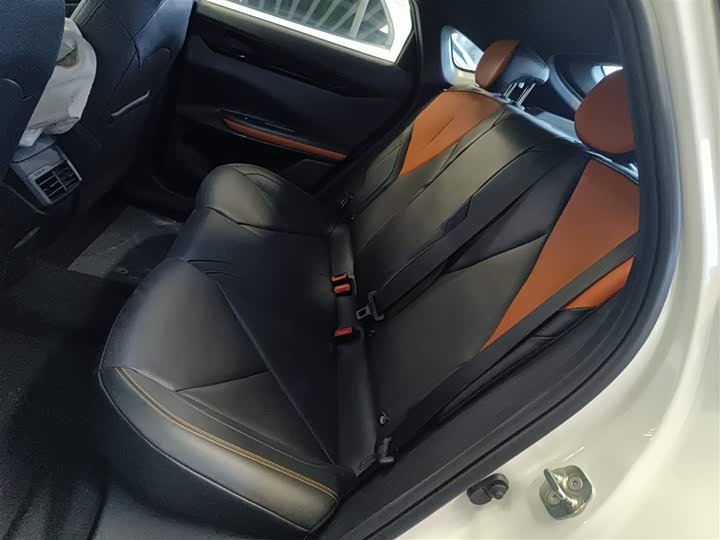 Changan UNI-V Hybrid 2023 2023款 智电iDD 1.5T 113km智趣型