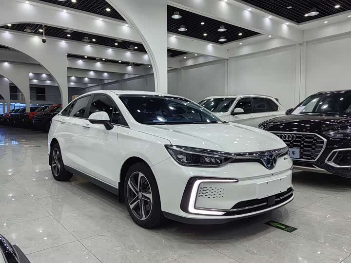 Beijing EU5 2019 2019款 R500 智风版