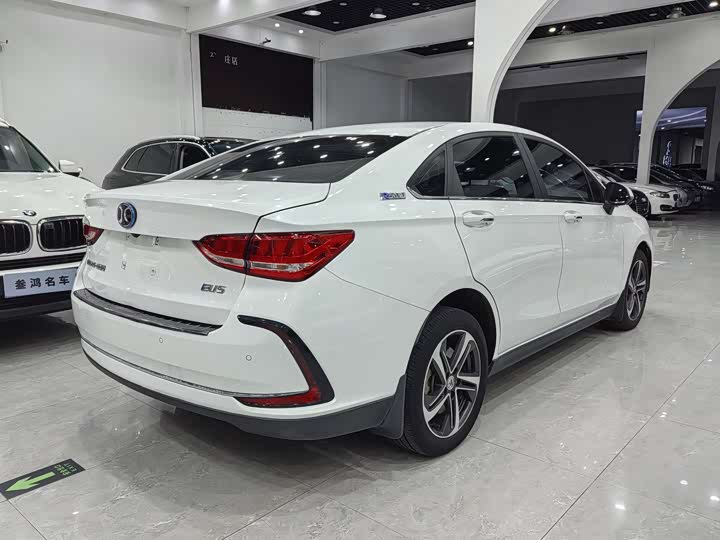 Beijing EU5 2019 2019款 R500 智风版