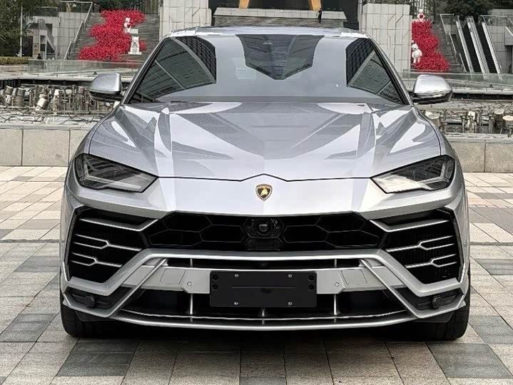2023 Lamborghini Urus