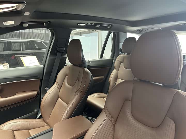 Volvo XC90 Hybrid 2024 2024款 T8 智尊豪华版 7座