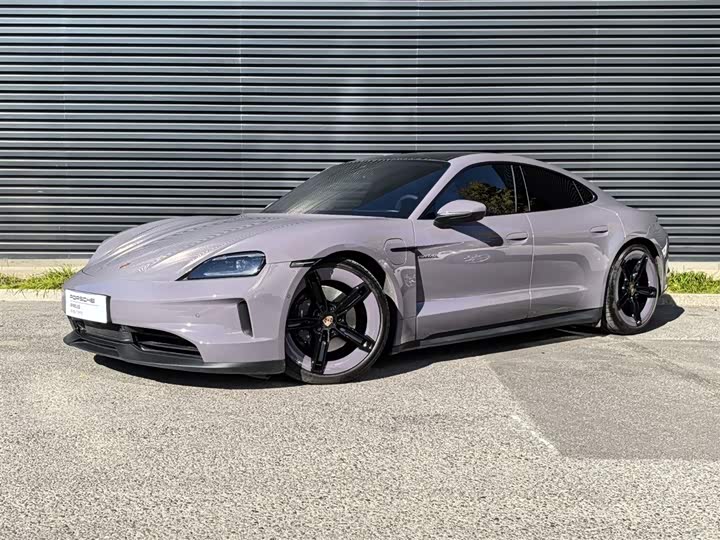 2025 Porsche Taycan