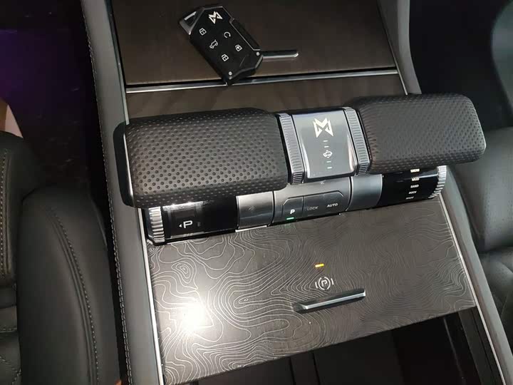 Dongfeng Mengshi M-Hero 917 2023 2023款 增程基础版