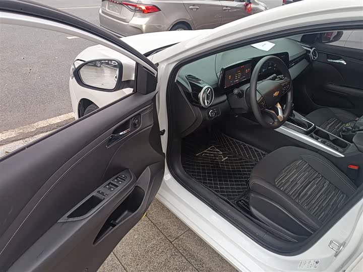 Chevrolet Monza 2024 2024款 1.5L 双离合乐享版