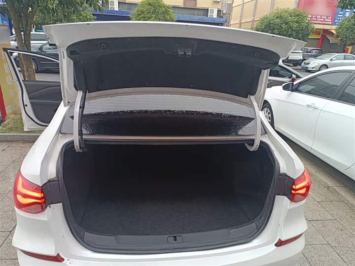 Chevrolet Monza 2024 2024款 1.5L 双离合乐享版