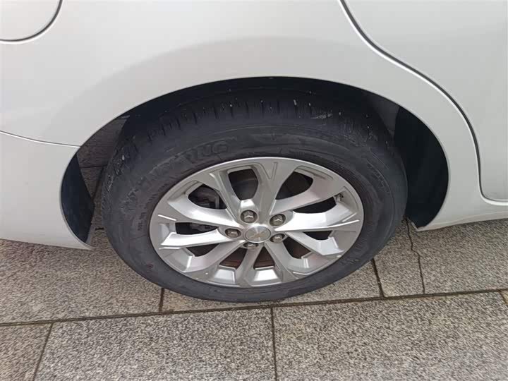 Chevrolet Monza 2024 2024款 1.5L 双离合乐享版