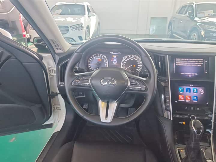 Infiniti Q50L 2021 2021款 2.0T 舒适版