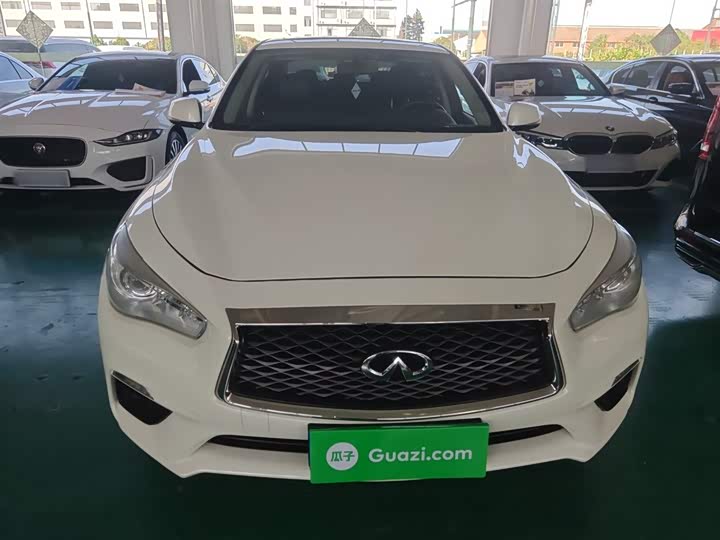 Infiniti Q50L 2021 2021款 2.0T 舒适版