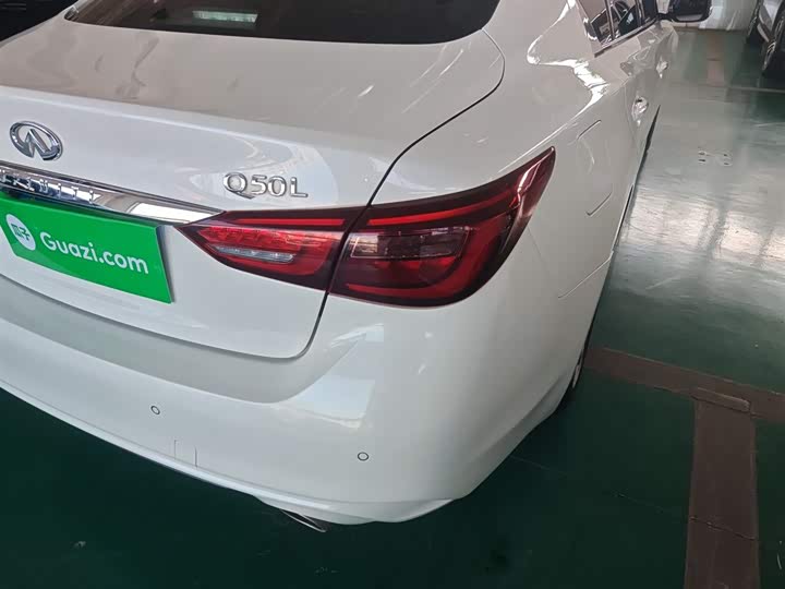 Infiniti Q50L 2021 2021款 2.0T 舒适版