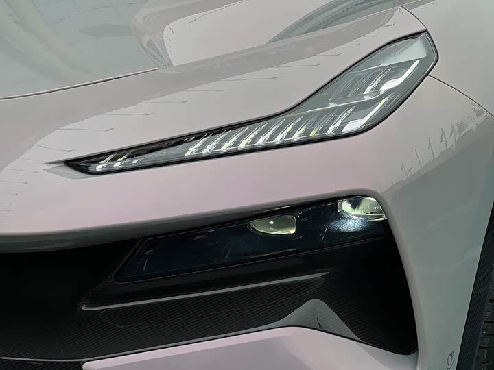 Lotus Eletre 2023 2023款 ELETRE R+