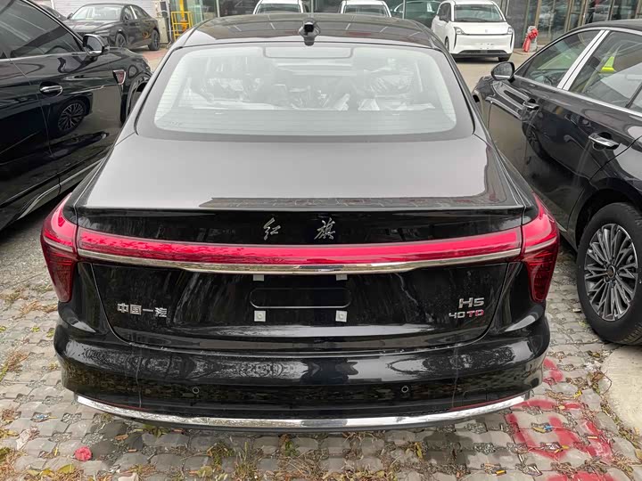 Hongqi H5 2025 2025款 2.0T 自动旗畅版