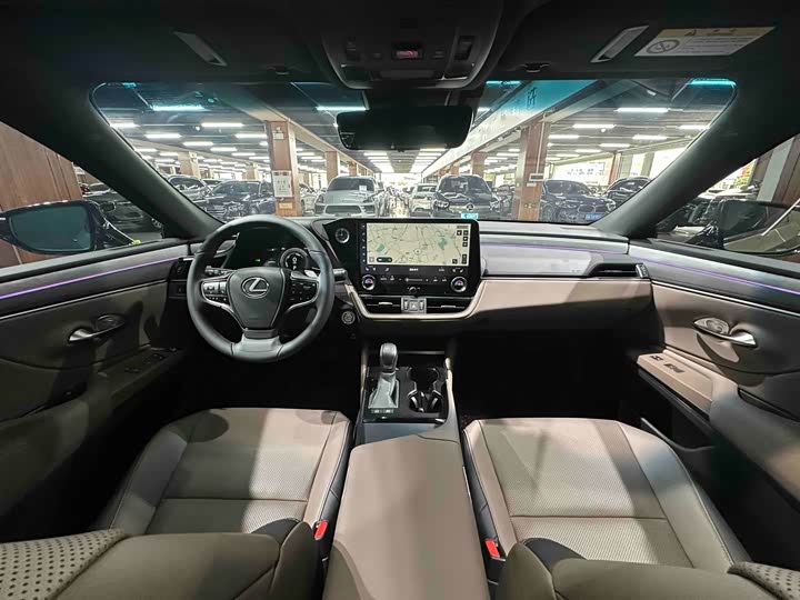 Lexus ES 2025 2025款 300h 臻享版