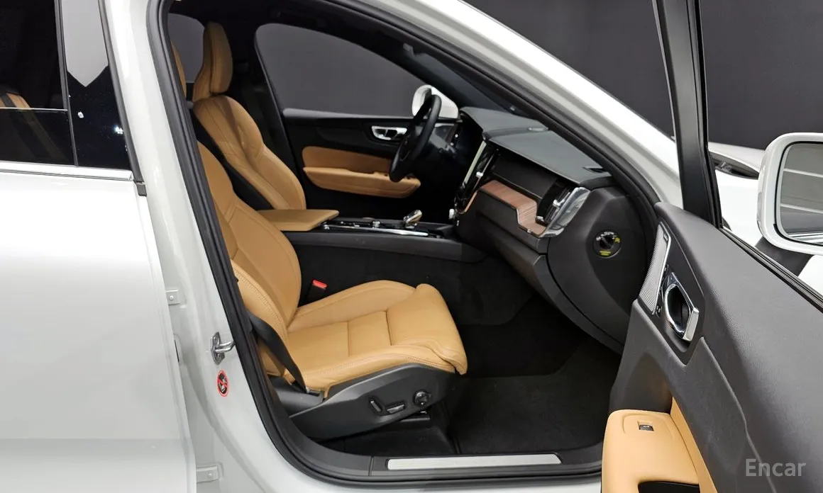 Volvo XC60 2017 B5 Inscription