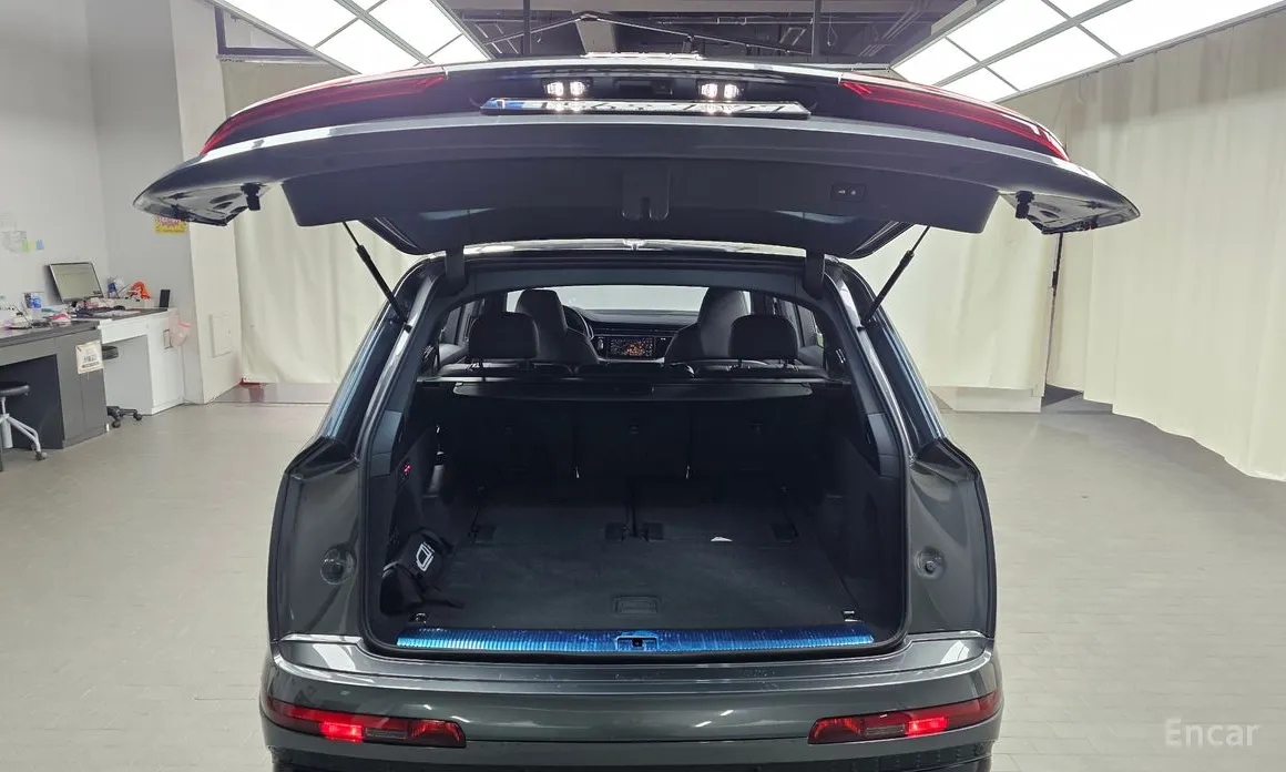 Audi Q7 2016 55 TFSI Quattro Premium