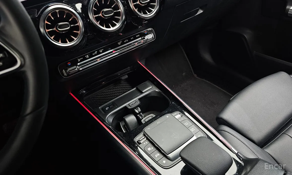 Mercedes-Benz GLA-Class 2020 GLA220